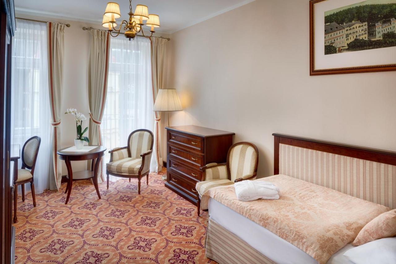 Ensana Hvezda - Imperial - Neapol Hotel Mariánské Lázně Eksteriør billede