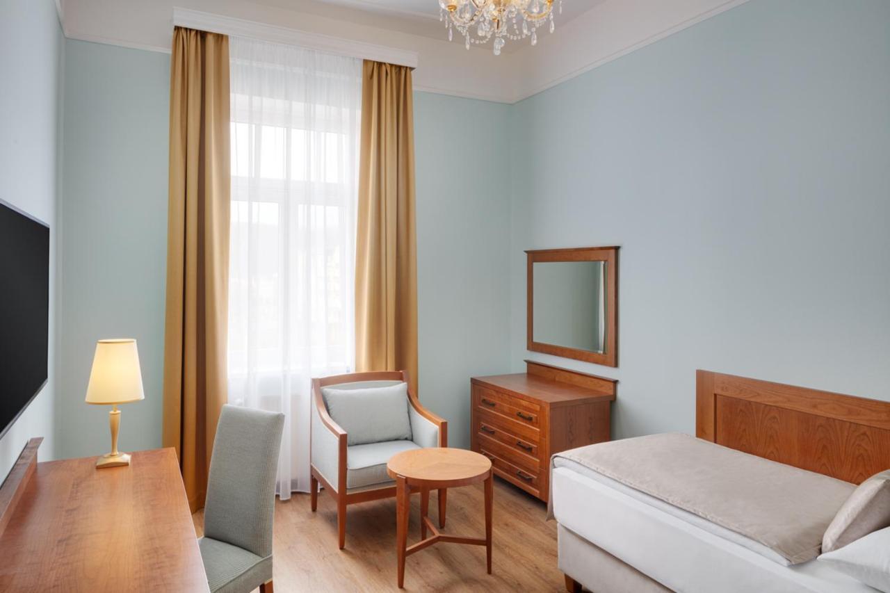 Ensana Hvezda - Imperial - Neapol Hotel Mariánské Lázně Eksteriør billede